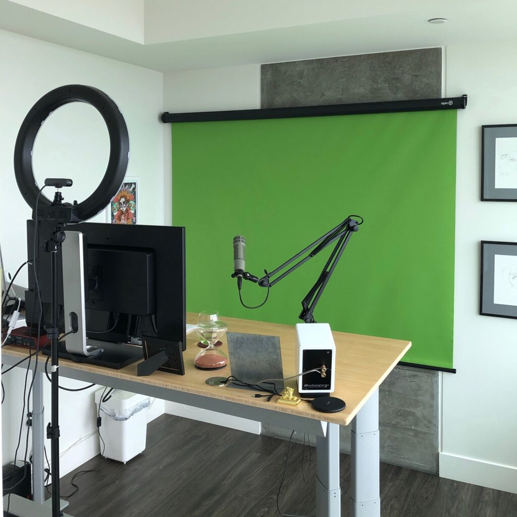 Affordable streaming accessories laid out on a gamer’s desk. budget gaming setup 2025